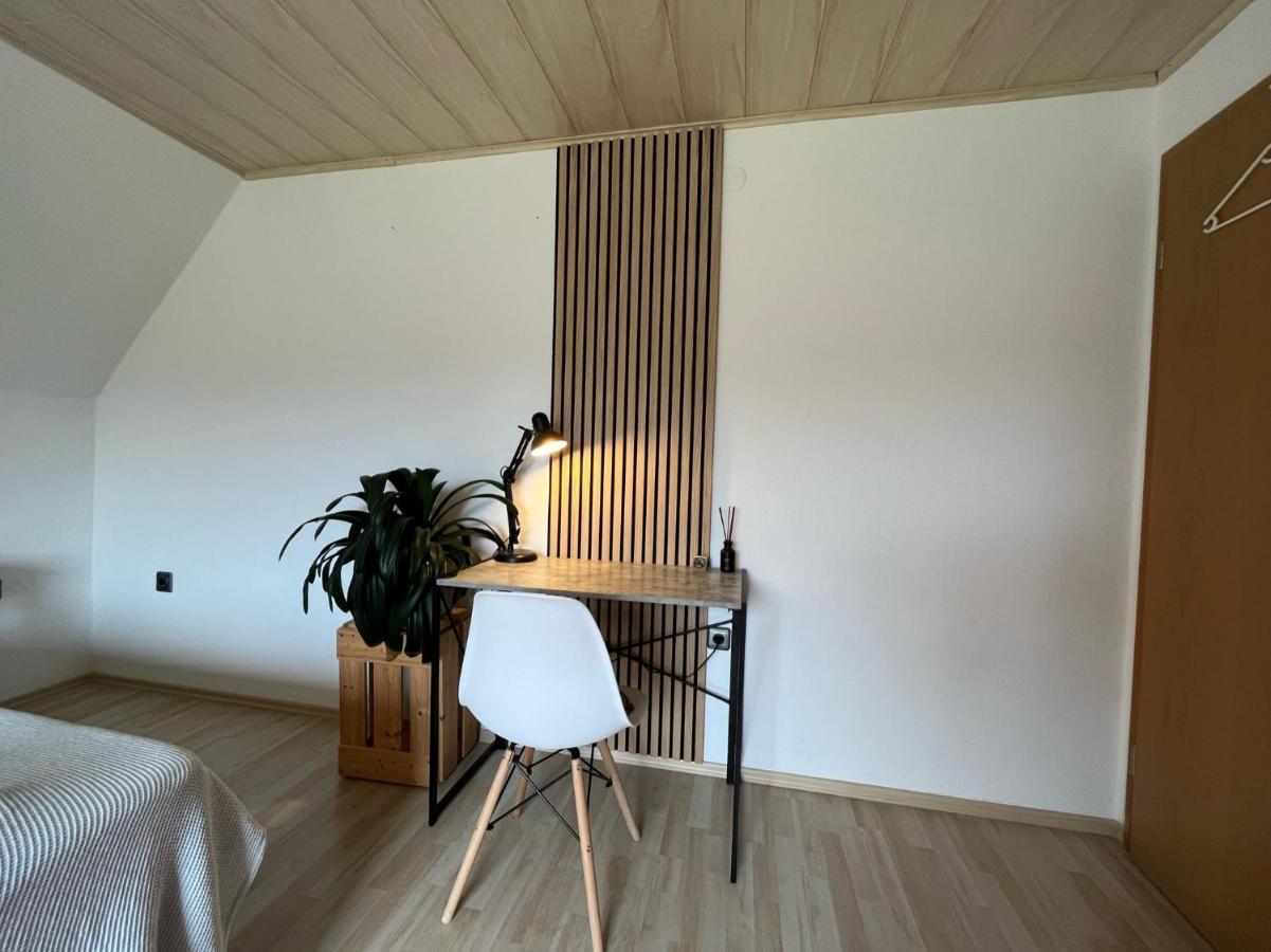 Schoene Wohnung In Ruhiger Laendlicher Lage Heidenheim  Buitenkant foto